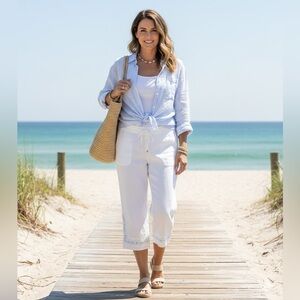 bebe 100% Linen White Embroidered Crop Pants Size M Coastal Core Beach BoHo